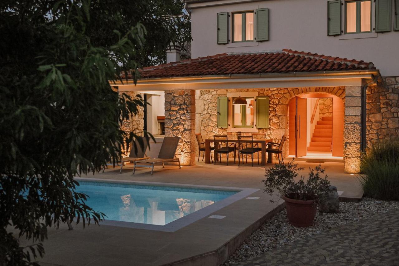 Vila Stala Malinska Bagian luar foto