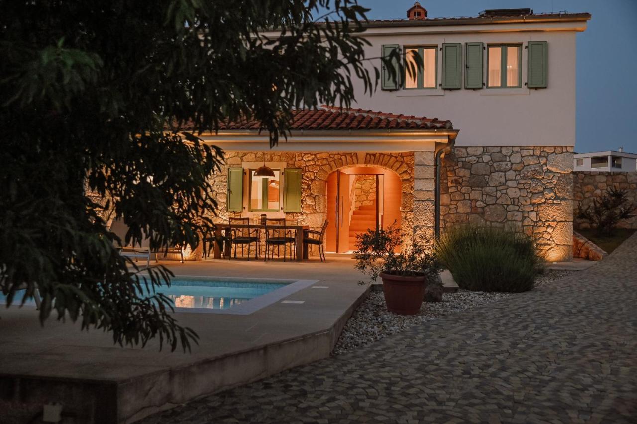 Vila Stala Malinska Bagian luar foto